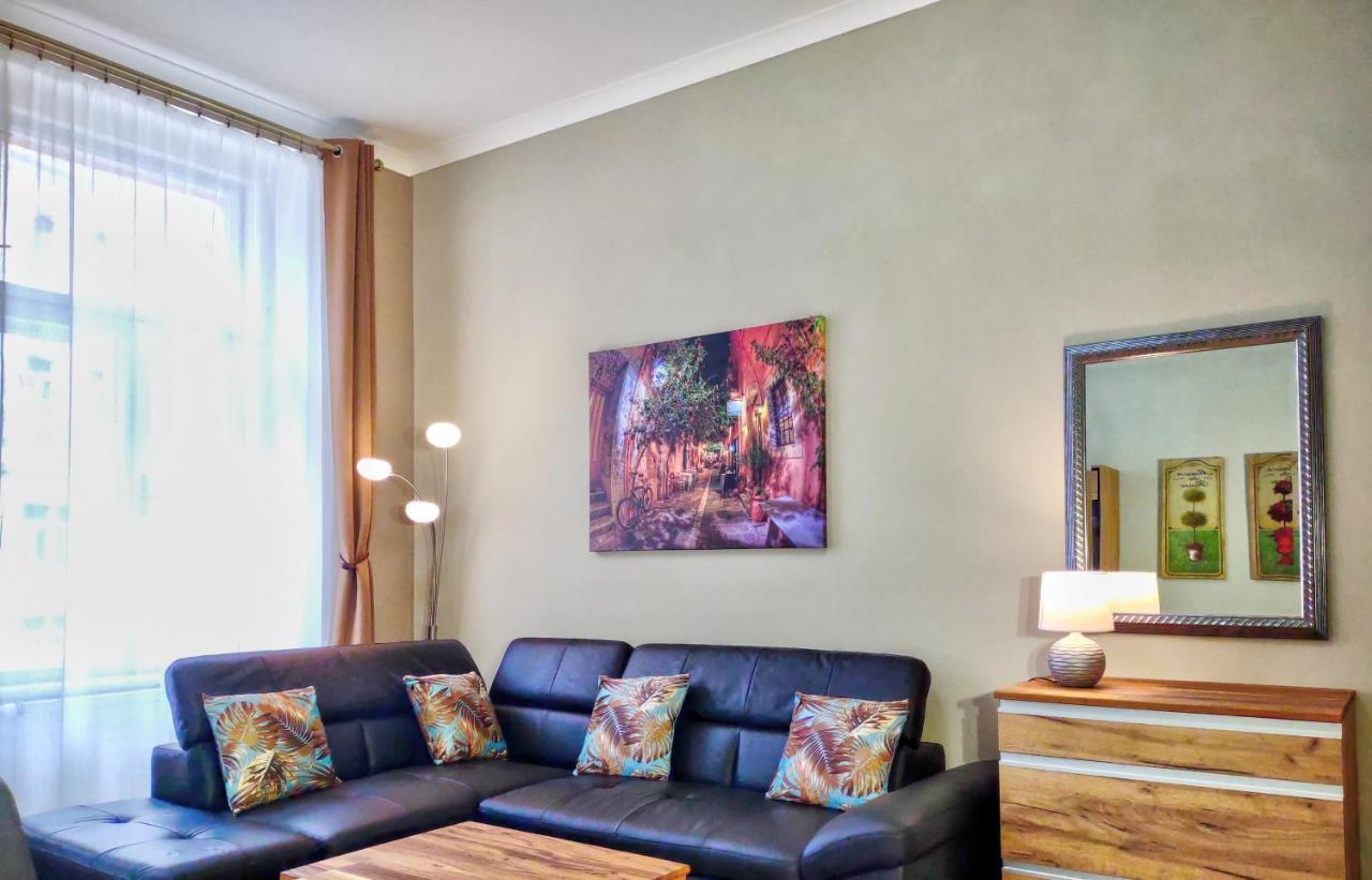 Karlsbad Family Apartment Bagian luar foto