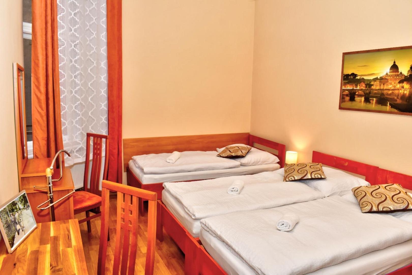 Karlsbad Family Apartment Bagian luar foto